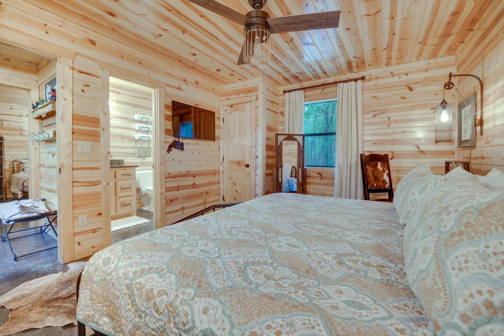 Penny Lane Lodge Broken Bow Cabin Less Than 6 Mi To Lake Exteriör bild