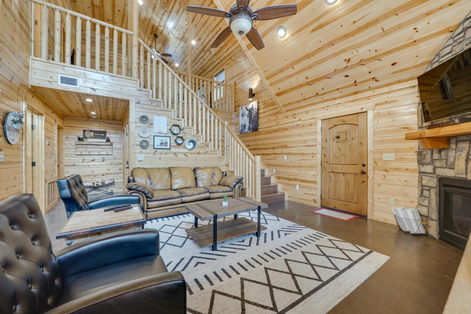 Penny Lane Lodge Broken Bow Cabin Less Than 6 Mi To Lake Exteriör bild