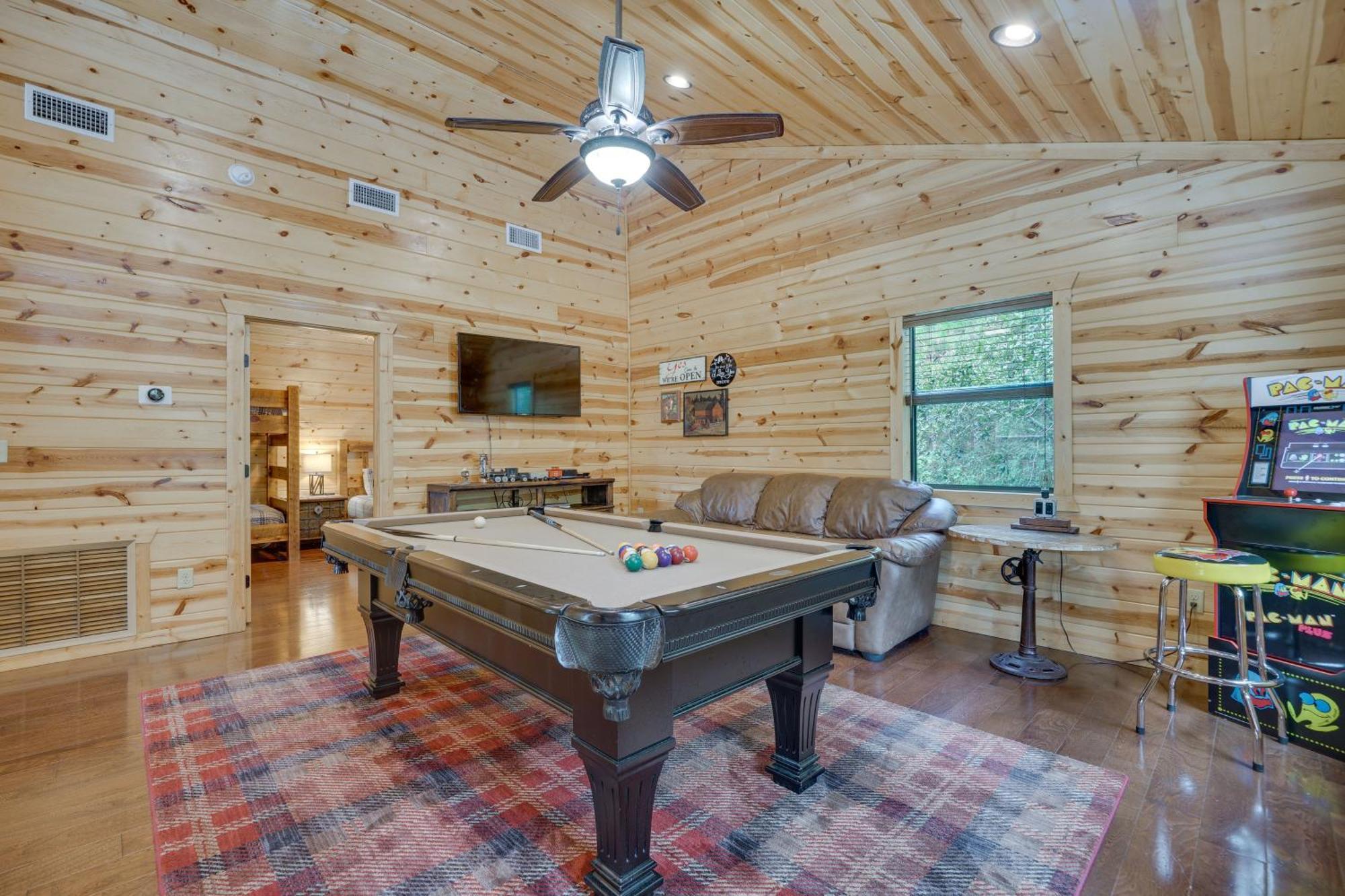 Penny Lane Lodge Broken Bow Cabin Less Than 6 Mi To Lake Exteriör bild
