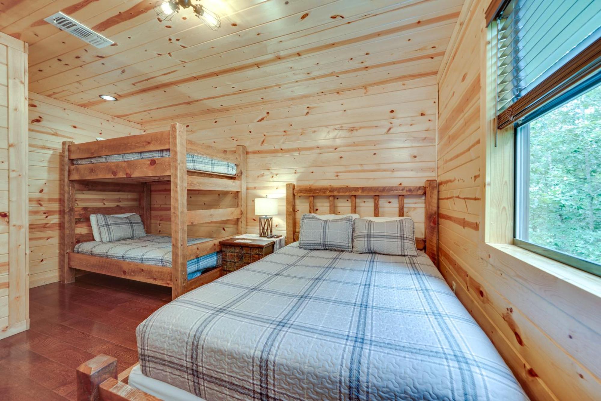 Penny Lane Lodge Broken Bow Cabin Less Than 6 Mi To Lake Exteriör bild