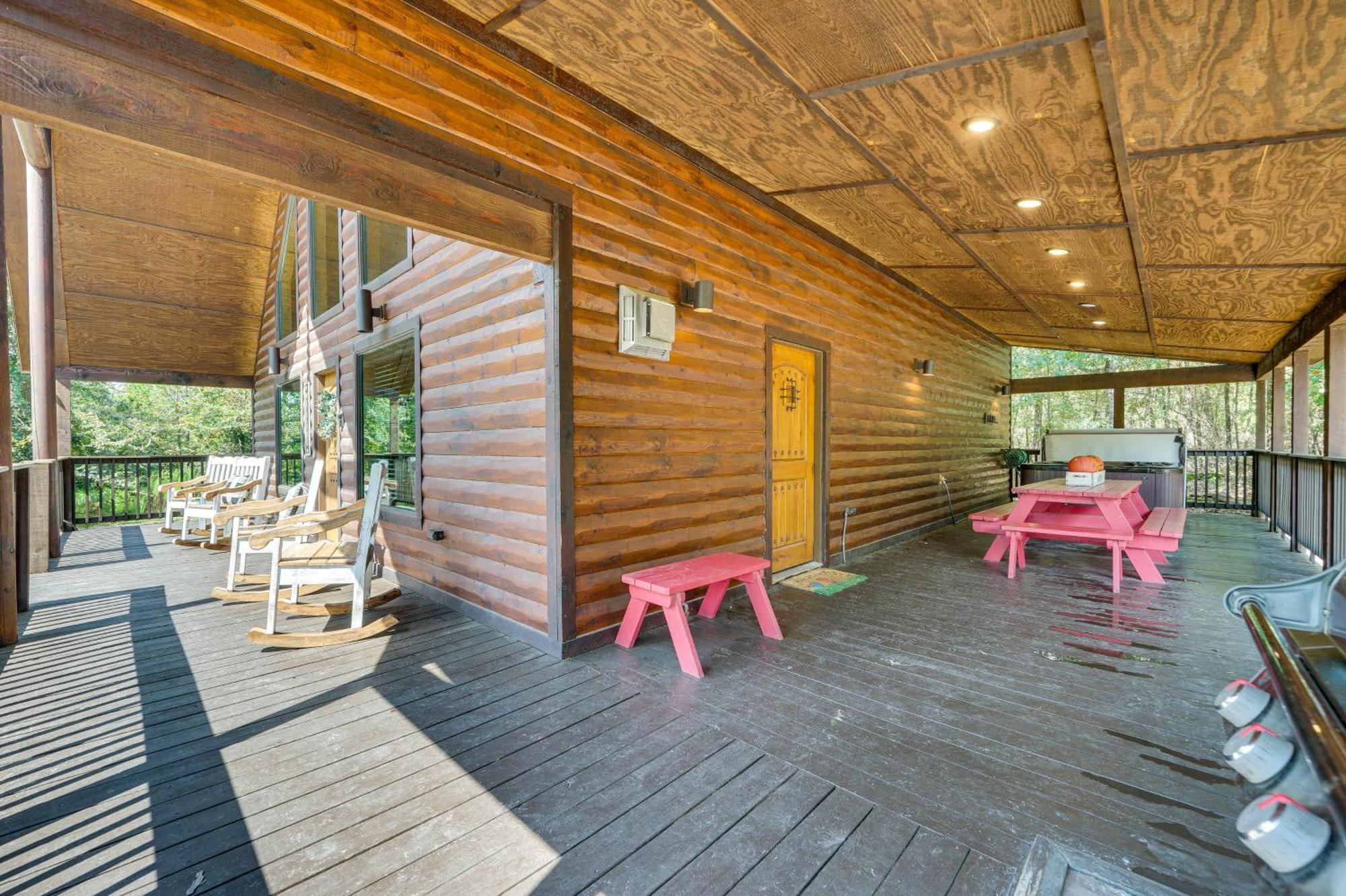 Penny Lane Lodge Broken Bow Cabin Less Than 6 Mi To Lake Exteriör bild
