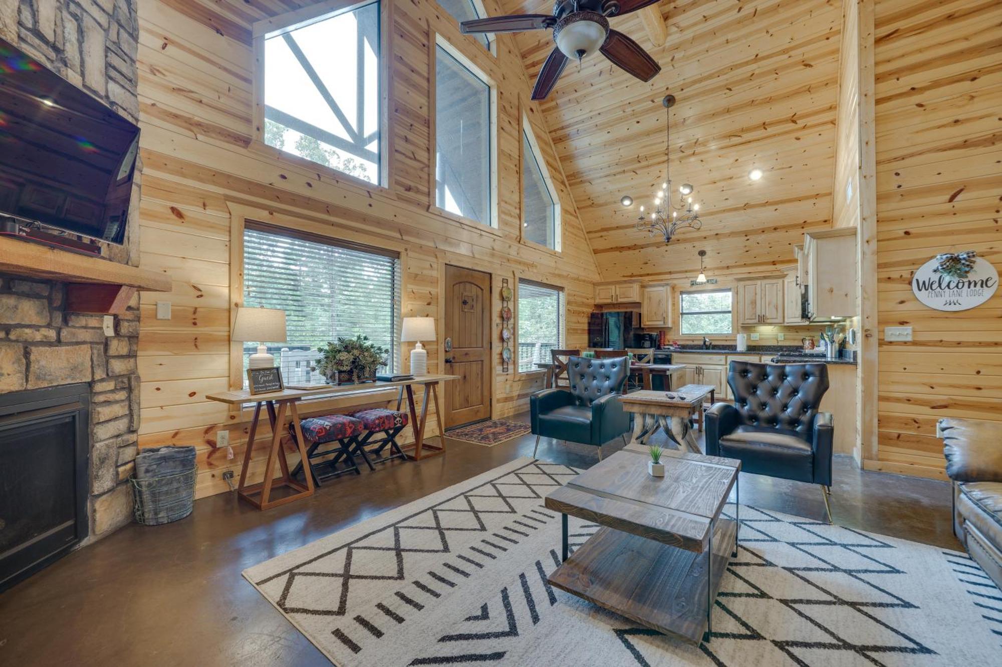 Penny Lane Lodge Broken Bow Cabin Less Than 6 Mi To Lake Exteriör bild