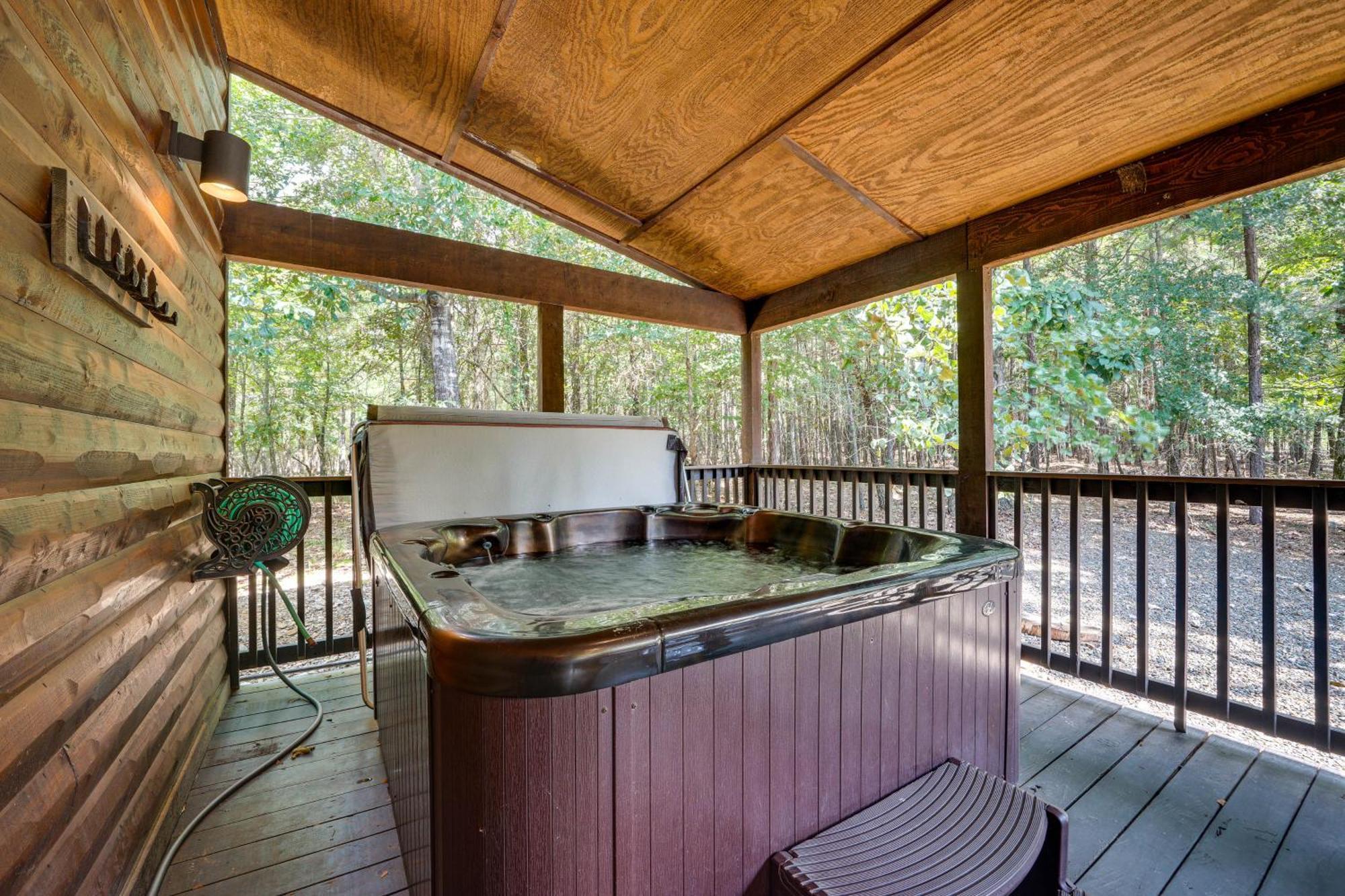 Penny Lane Lodge Broken Bow Cabin Less Than 6 Mi To Lake Exteriör bild