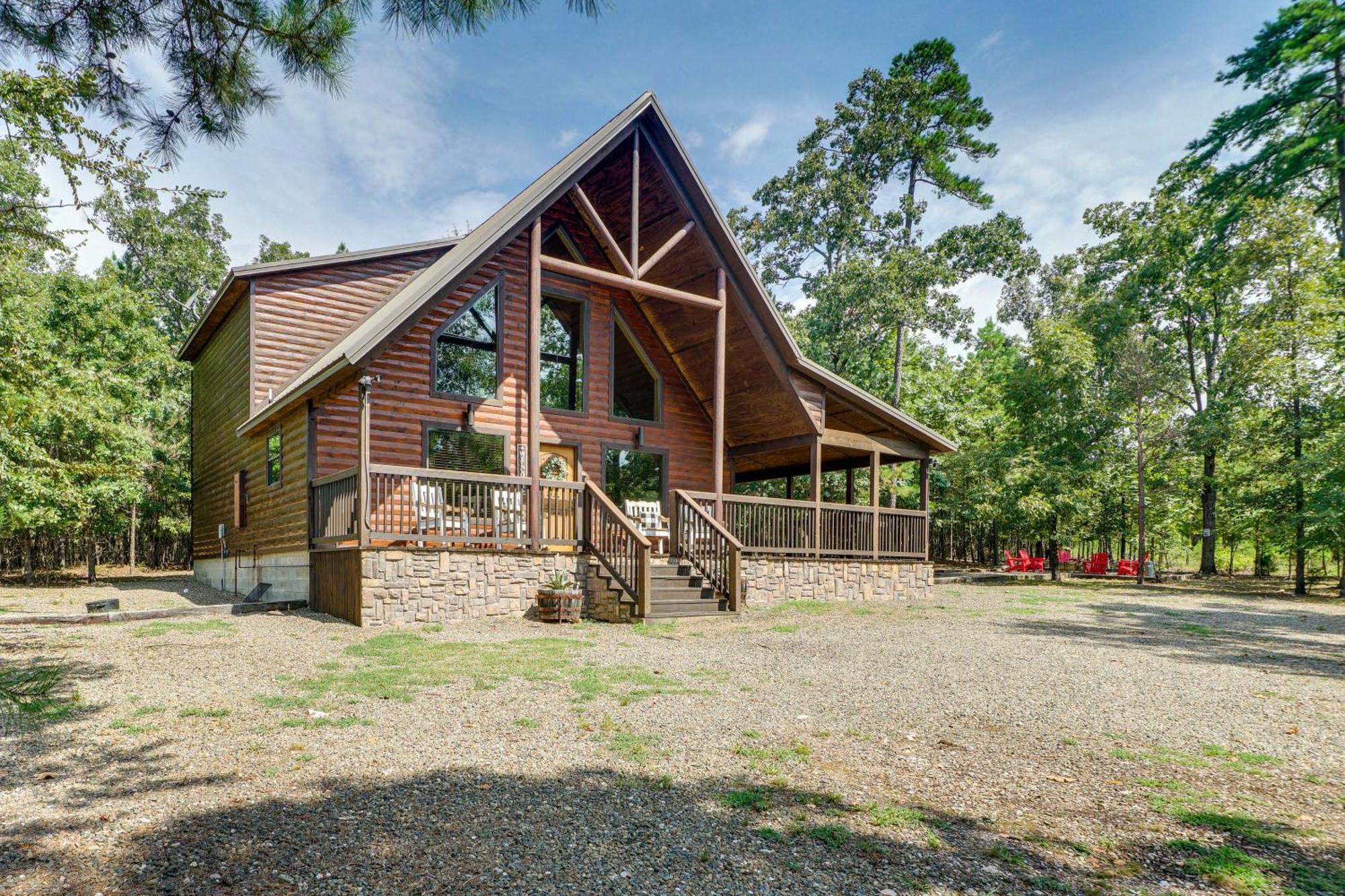 Penny Lane Lodge Broken Bow Cabin Less Than 6 Mi To Lake Exteriör bild